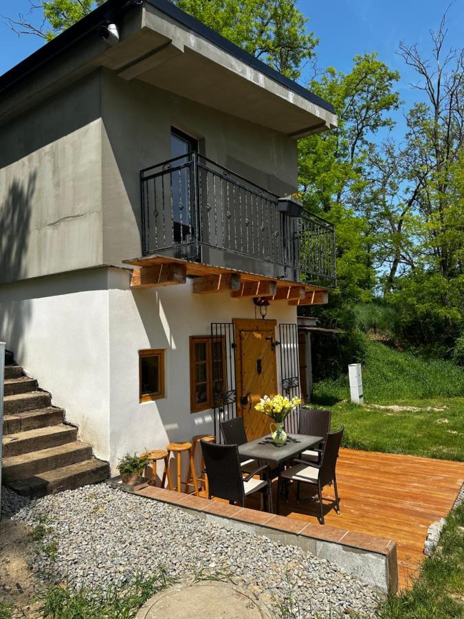 Ubytovani Na Sklipku Prace Bagian luar foto
