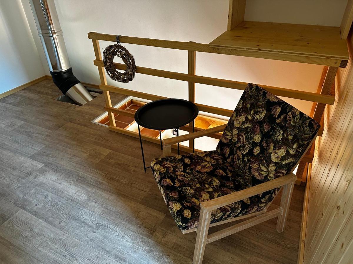 Ubytovani Na Sklipku Prace Bagian luar foto